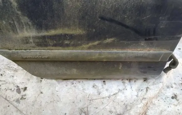 Mitsubishi Carisma Rear door trim (molding)