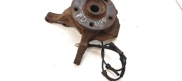 Opel Vivaro Front wheel hub 