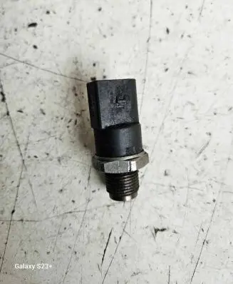 Fuel pressure sensor