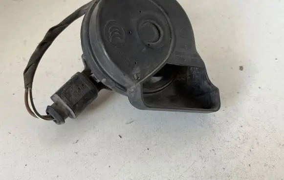 Volkswagen PASSAT B7 Horn signal AM80SR 0055307 C355307