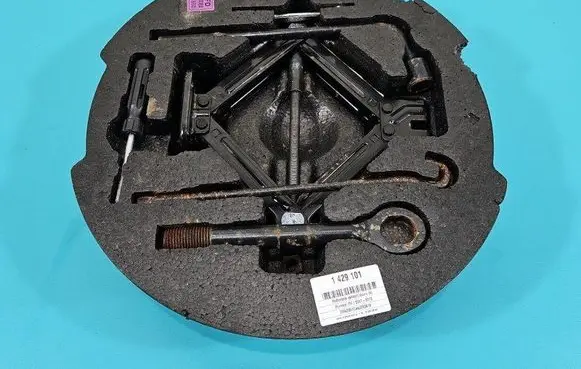 Hyundai i30 Lift Jack 091490-2L000 IMPRK1429101