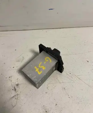 Heater blower motor/fan resistor