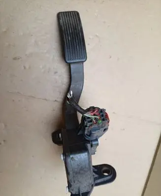 Mazda CX-9 Accelerator throttle pedal 7T439F836AC