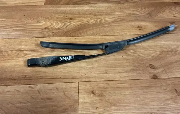 Smart ForTwo I Rear wiper blade arm 0000667V004 0000667V006