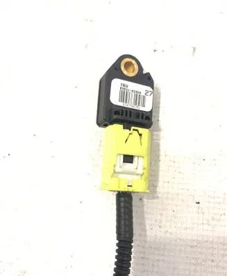 Toyota Auris 150 Airbag deployment crash/impact sensor 8983102060 2167786751