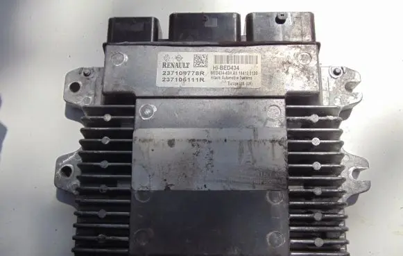 Renault Megane IV Engine control unit/module 237109778R