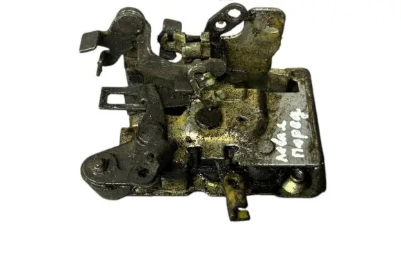 Jeep Cherokee XJ Front door lock