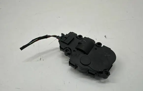 BMW X3 G01 Air flap motor/actuator T52579A