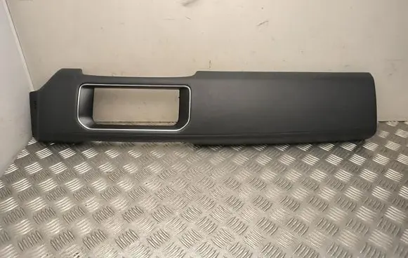 Land Rover Range Rover Sport L494 Radio/GPS head unit trim DK6204268G