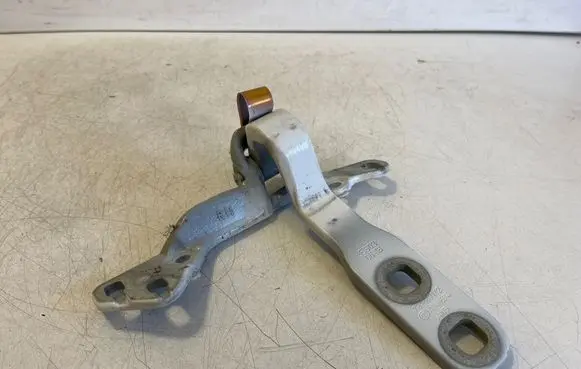 BMW X6 F16 Tailgate/trunk/boot hinge 7318692