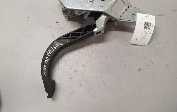 Clutch pedal