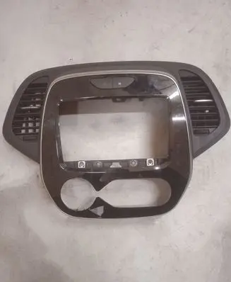 Renault Captur Dashboard center trim panel 682602532R