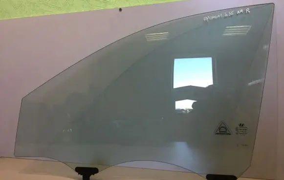 Hyundai ix35 Front door window/glass (coupe) 43R007951