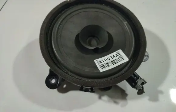 Volvo S40 Front door speaker 8651206
