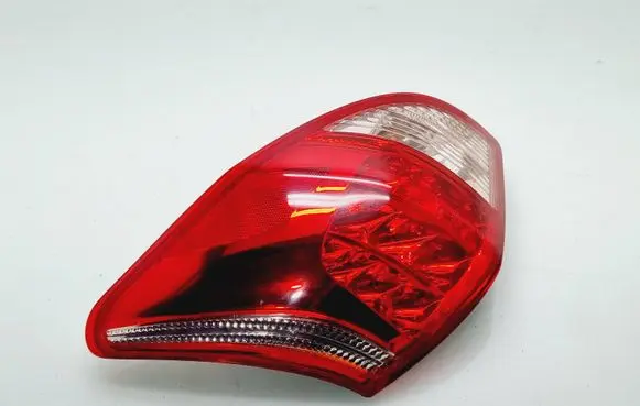 Toyota RAV 4 (XA30) Rear/tail lights