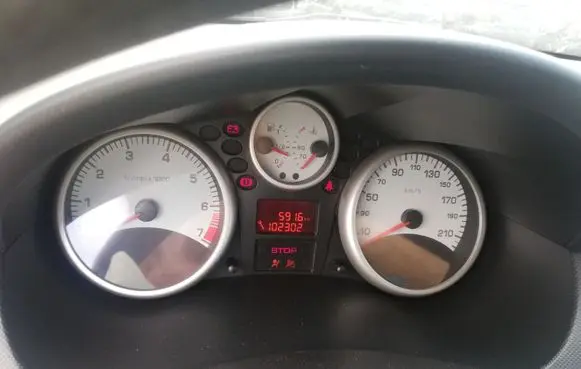 Peugeot 206+ Speedometer (instrument cluster)