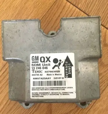 Opel Zafira B Airbag control unit/module 13246046 327963935 404745A2
