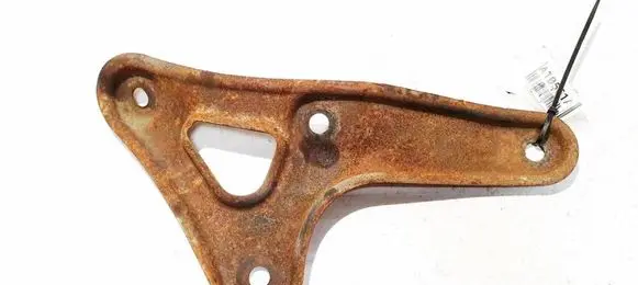 Toyota Corolla E120 E130 Engine mounting bracket 