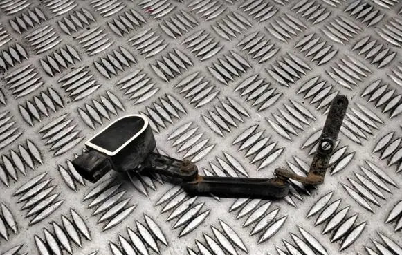 Mercedes-Benz ML W166 Rear air suspension level height sensor A0045429918