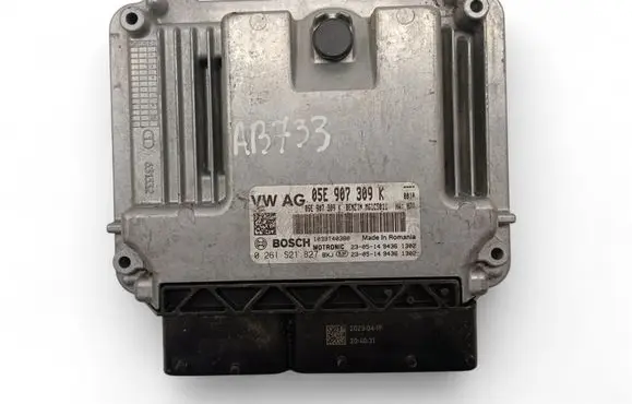 Volkswagen Golf VIII Engine control unit/module ECU 05E907309K 0261S21827