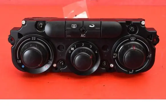 Seat Leon (1P) Climate control unit
