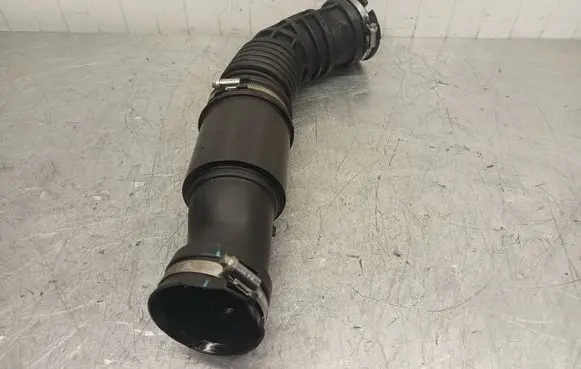 Opel Mokka Air intake duct part 95374553