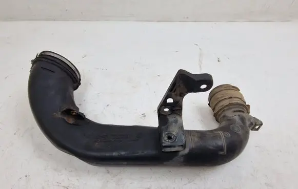 Land Rover Freelander 2 - LR2 Air intake duct part BH529C619AD 1055565S01