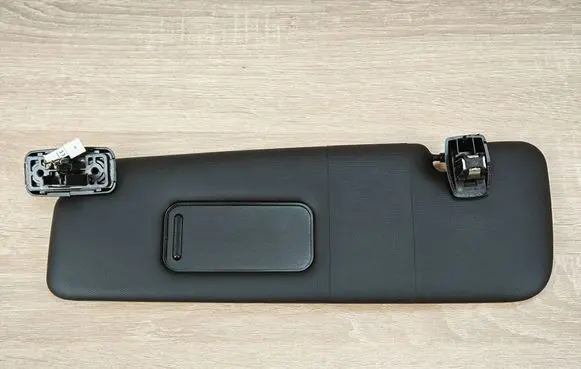 BMW 4 G22 G23 G24 G26 Sun visor 7936985