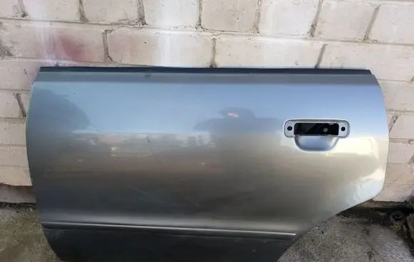 Audi A4 S4 B5 8D Rear door