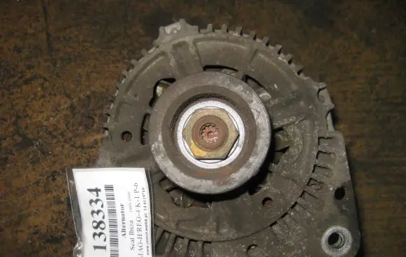 Seat Ibiza II (6k) Generator/alternator