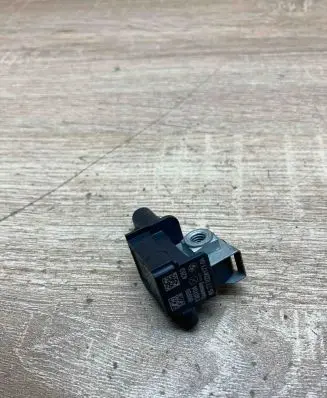 BMW 5 F10 F11 Airbag deployment crash/impact sensor 9224177