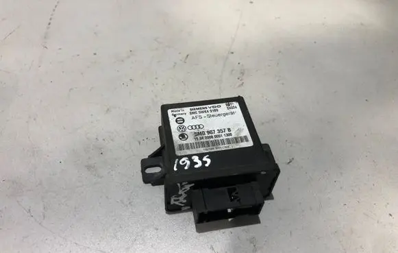 Volkswagen PASSAT B6 Light module LCM 5M0907357B