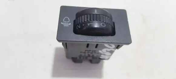 Toyota Corolla Verso AR10 Headlight level height control switch 8415002021 84150-02021