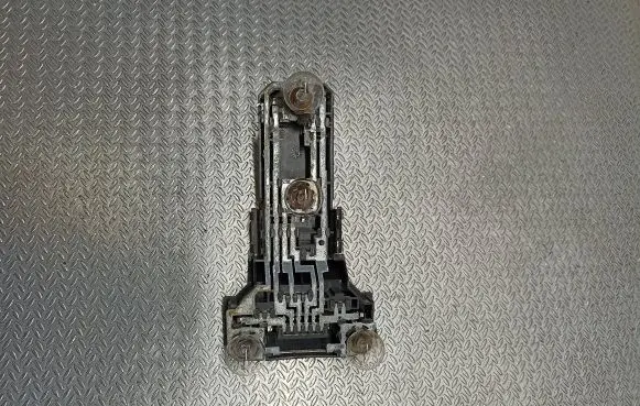 Volkswagen PASSAT B5 Tail light bulb cover holder 3B9945257