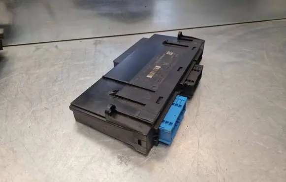 BMW 3 E90 E91 Central body control module 9364819 504F15F14 1236009132