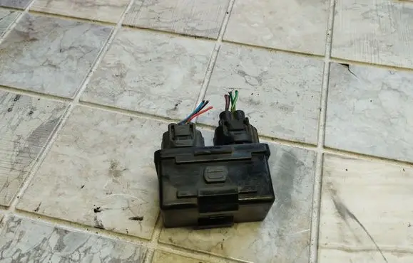 Subaru Outback Window control relay 86121AJ000