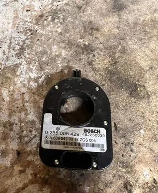 Mercedes-Benz Vito Viano W639 Steering wheel adjustment handle/lever A6395420018 0265005429 482250039