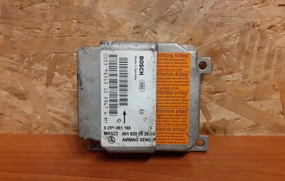 Mercedes-Benz E W210 Airbag control unit/module 0285001165 0018200826