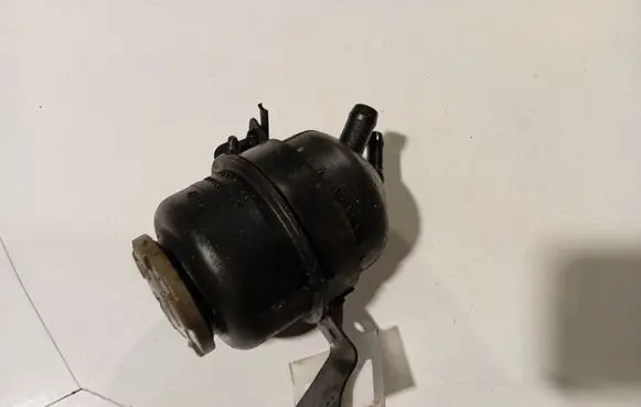 Audi A5 8T 8F Power steering fluid tank/reservoir 