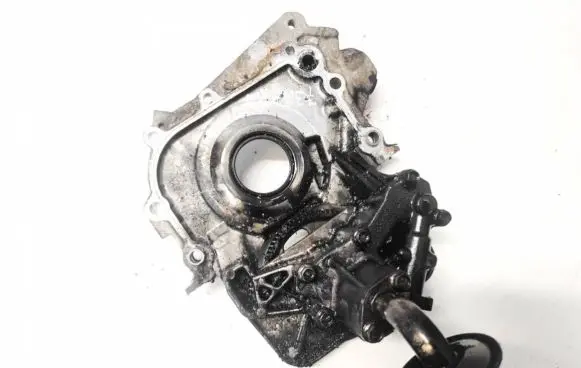 Mazda 323 F Oil pump 