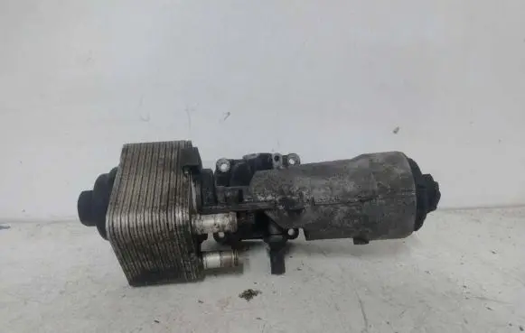 Audi A3 S3 8P Engine oil radiator 045115389C