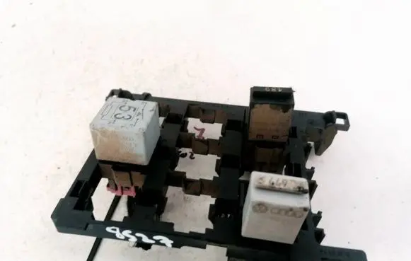 Volkswagen Caddy Fuse box set 1T1937503A