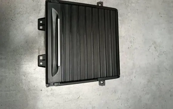 Cup holder front