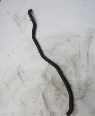 Toyota RAV 4 (XA30) Engine coolant pipe/hose