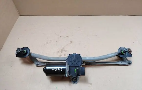 KIA Optima Front wiper linkage and motor 
