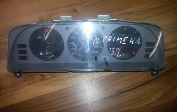 Nissan Primera Speedometer (instrument cluster) 110008602071