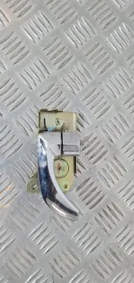 KIA Sorento Front door interior handle