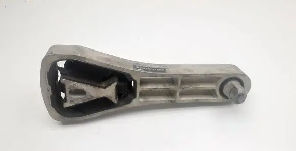Volvo S90, V90 Engine mount bracket 31460677