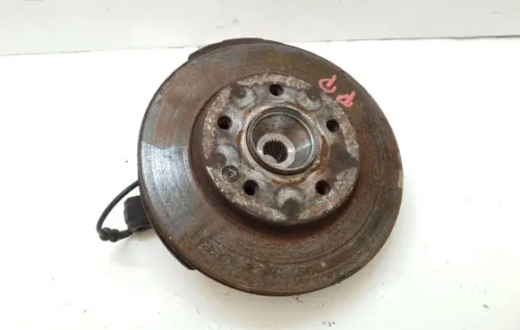 Mercedes-Benz A W168 Front wheel hub spindle knuckle