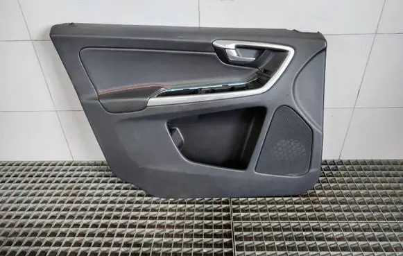 Volvo XC60 Trunk/boot side trim panel 